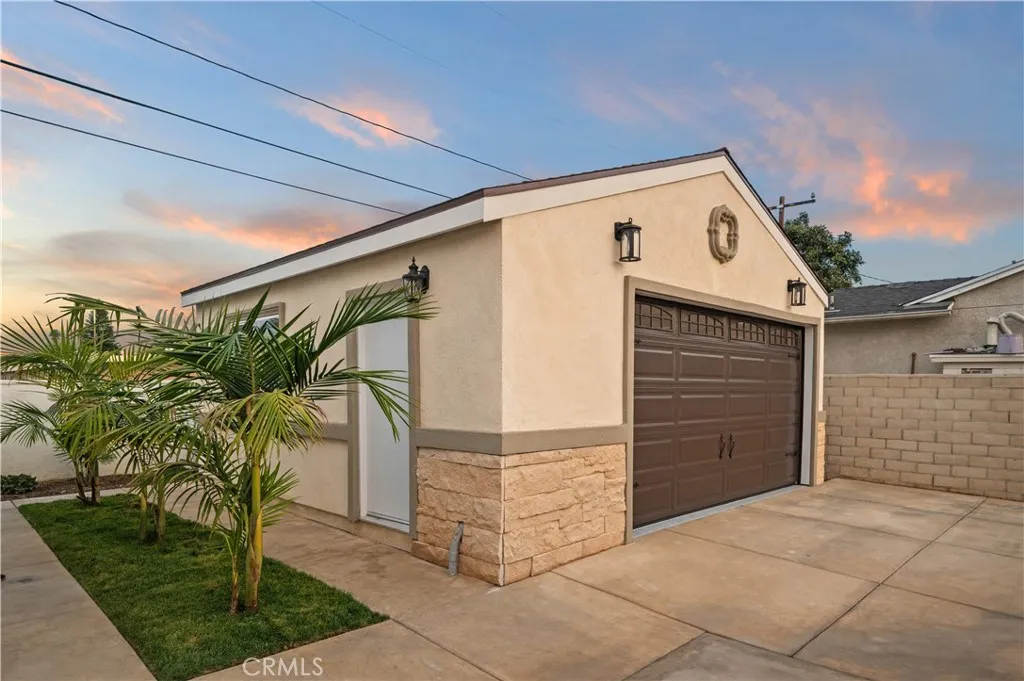 638 N Buttonwood, Anaheim, California 92805 home-pic-49