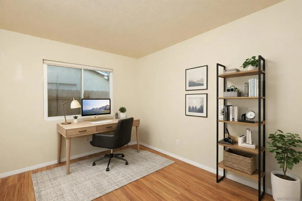 10866 Sandy Hook Rd, San Diego, California 92126 home-pic-3