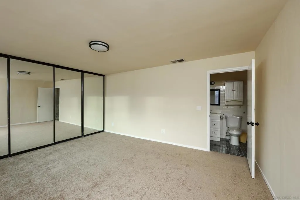 10866 Sandy Hook Rd, San Diego, California 92126 home-pic-12