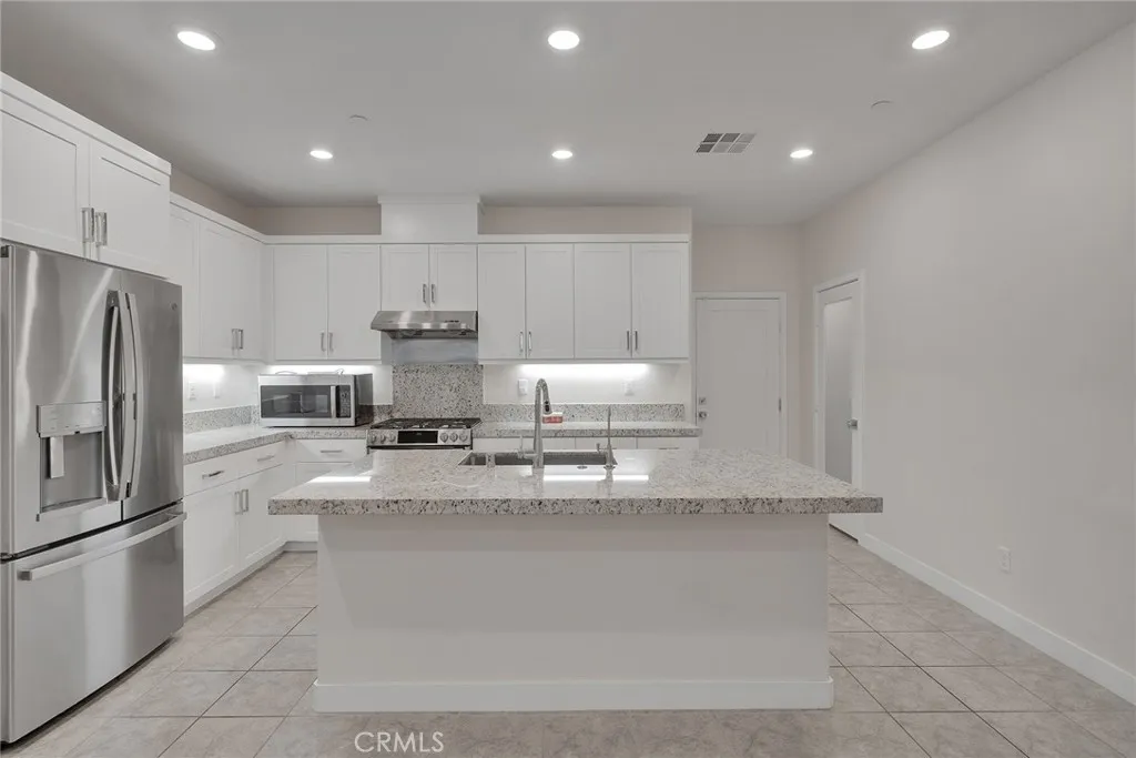12128 Summer Lane, Whittier, California 90602 home-pic-10