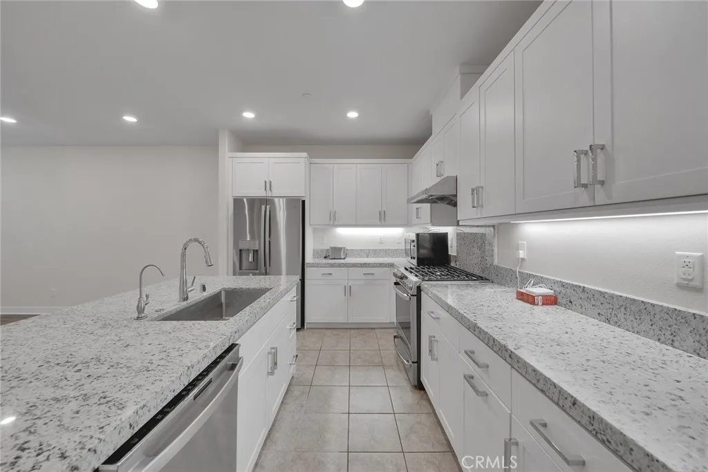 12128 Summer Lane, Whittier, California 90602 home-pic-12