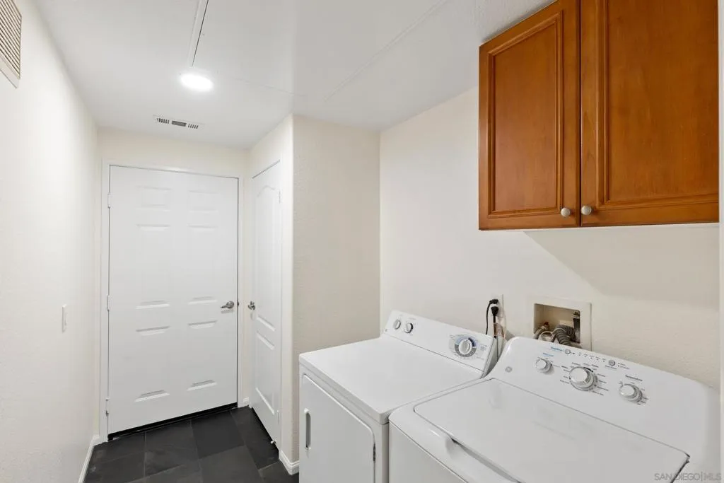 12685 Savannah Creek Dr 261, San Diego, California 92128 home-pic-28