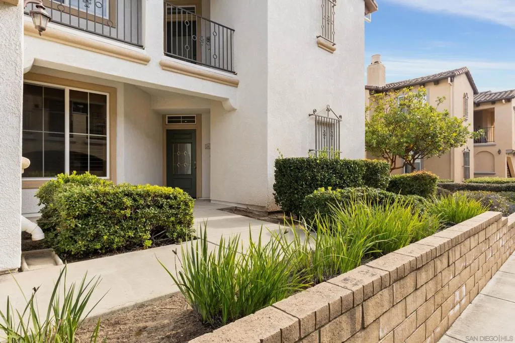 12685 Savannah Creek Dr 261, San Diego, California 92128 home-pic-2