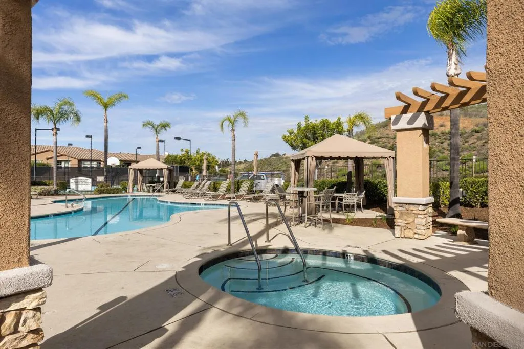 12685 Savannah Creek Dr 261, San Diego, California 92128 home-pic-33