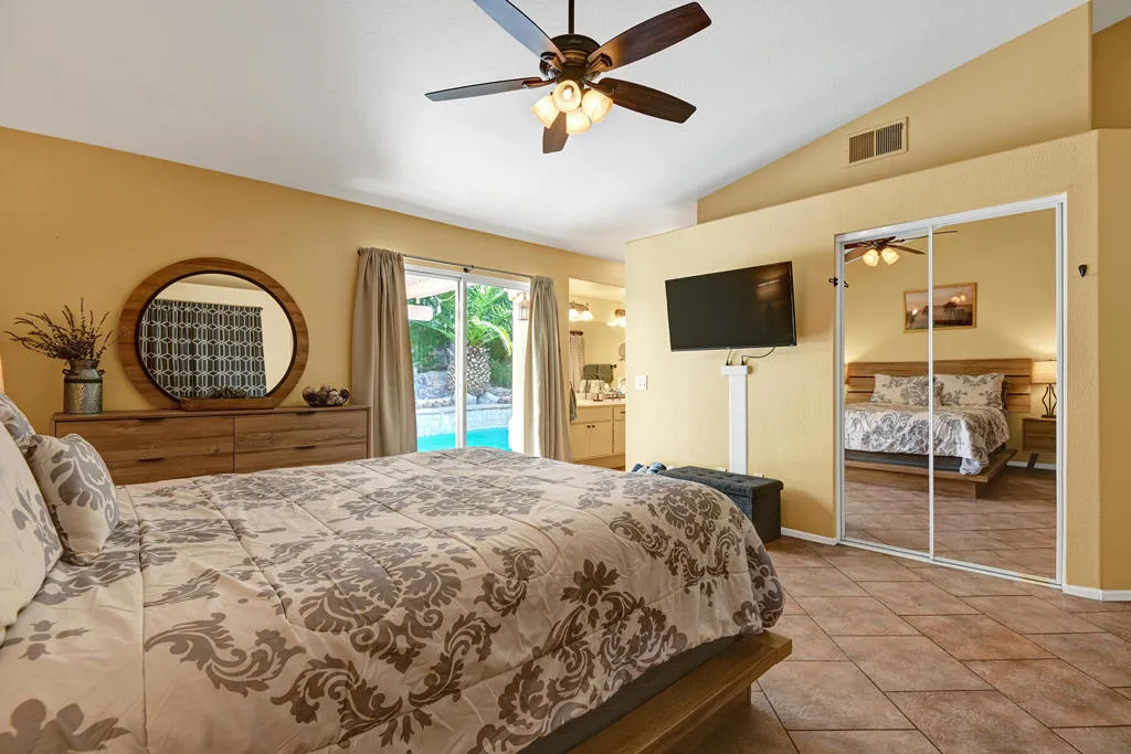 45210 Desert Hills Court, La Quinta, California 92253 home-pic-15