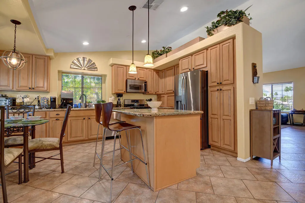 45210 Desert Hills Court, La Quinta, California 92253 home-pic-7