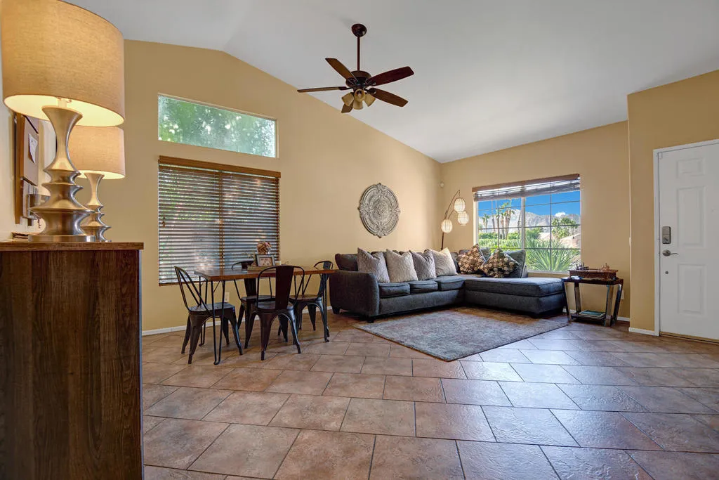 45210 Desert Hills Court, La Quinta, California 92253 home-pic-3