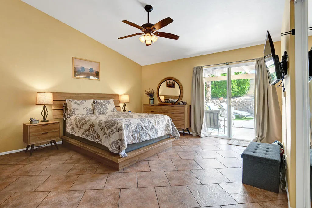 45210 Desert Hills Court, La Quinta, California 92253 home-pic-13