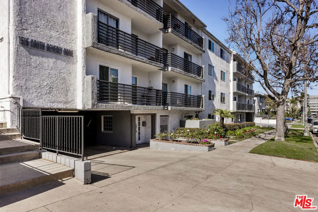 1515 S Beverly Drive 202, Los Angeles, California 90035 home-pic-31