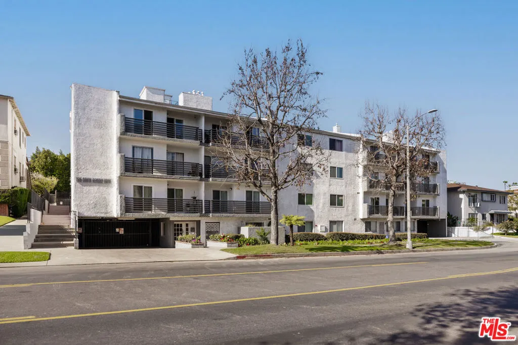 1515 S Beverly Drive 202, Los Angeles, California 90035 home-pic-29