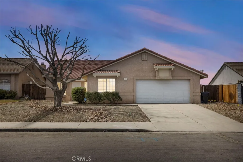 12268 Shadow, Victorville, California 92392 home-pic-1