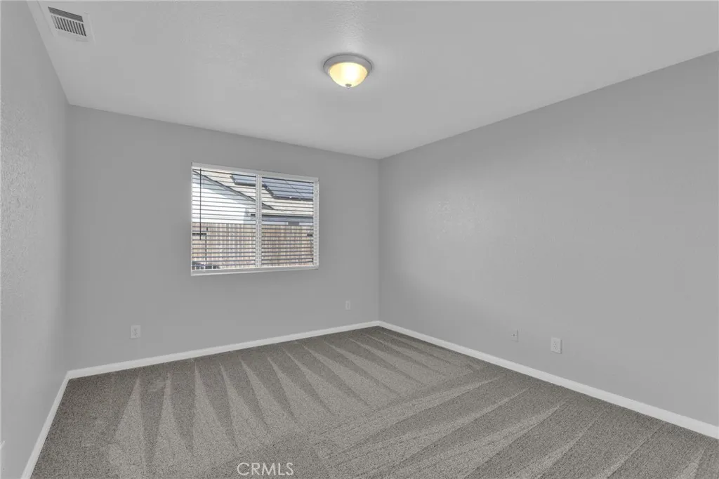 12268 Shadow, Victorville, California 92392 home-pic-33