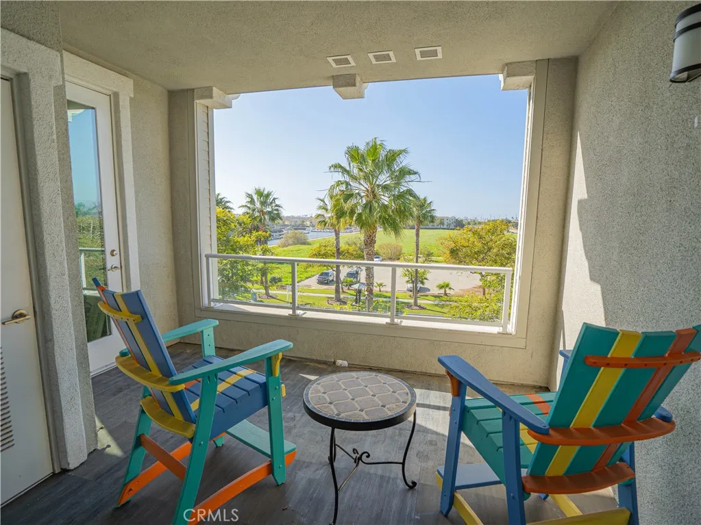 4060 Tradewinds Drive, Oxnard, California 93035 home-pic-36