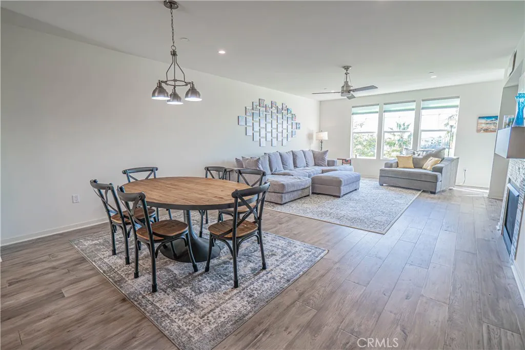 4060 Tradewinds Drive, Oxnard, California 93035 home-pic-14