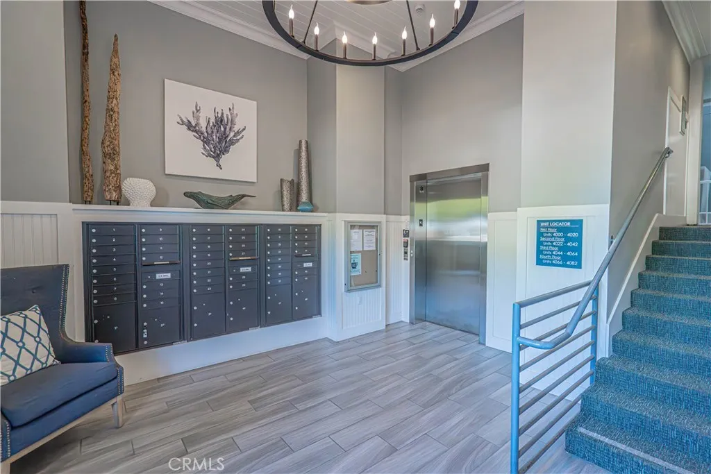 4060 Tradewinds Drive, Oxnard, California 93035 home-pic-22