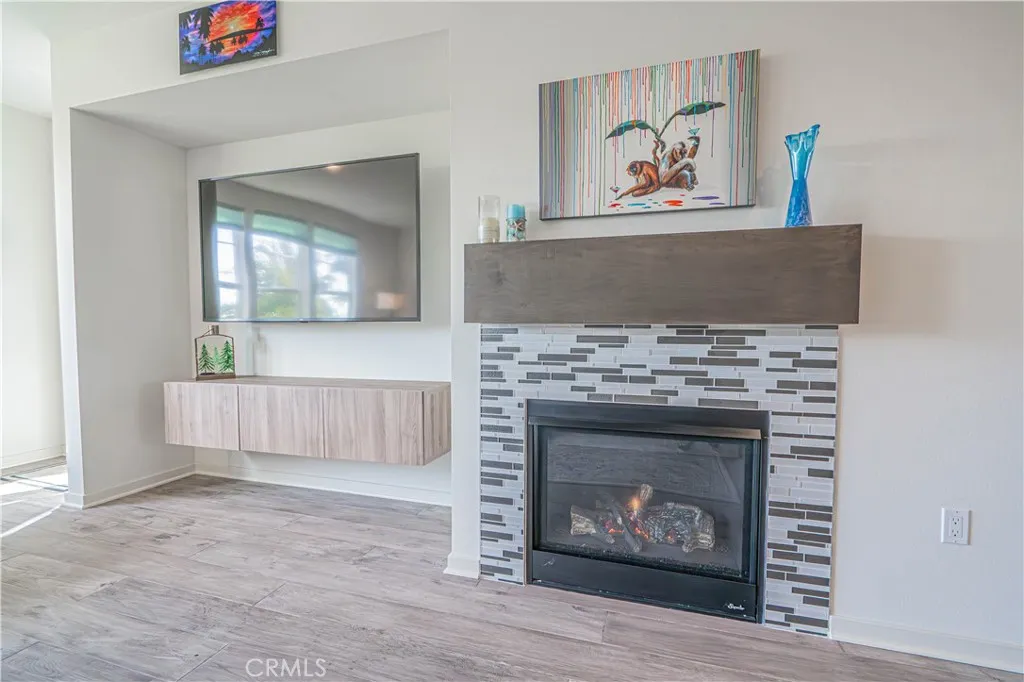 4060 Tradewinds Drive, Oxnard, California 93035 home-pic-21