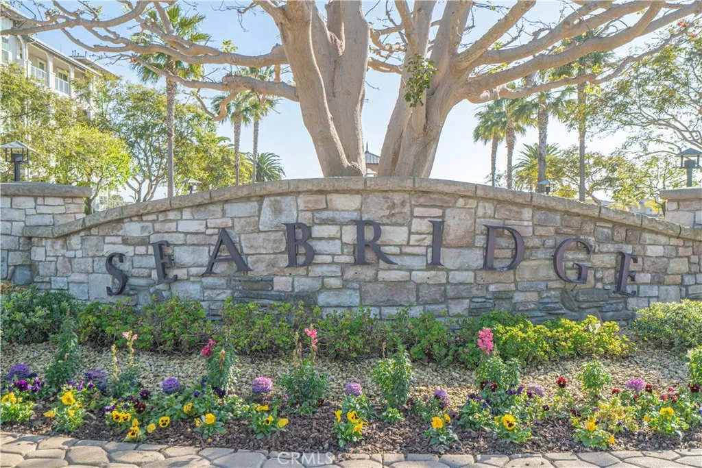 4060 Tradewinds Drive, Oxnard, California 93035 home-pic-47