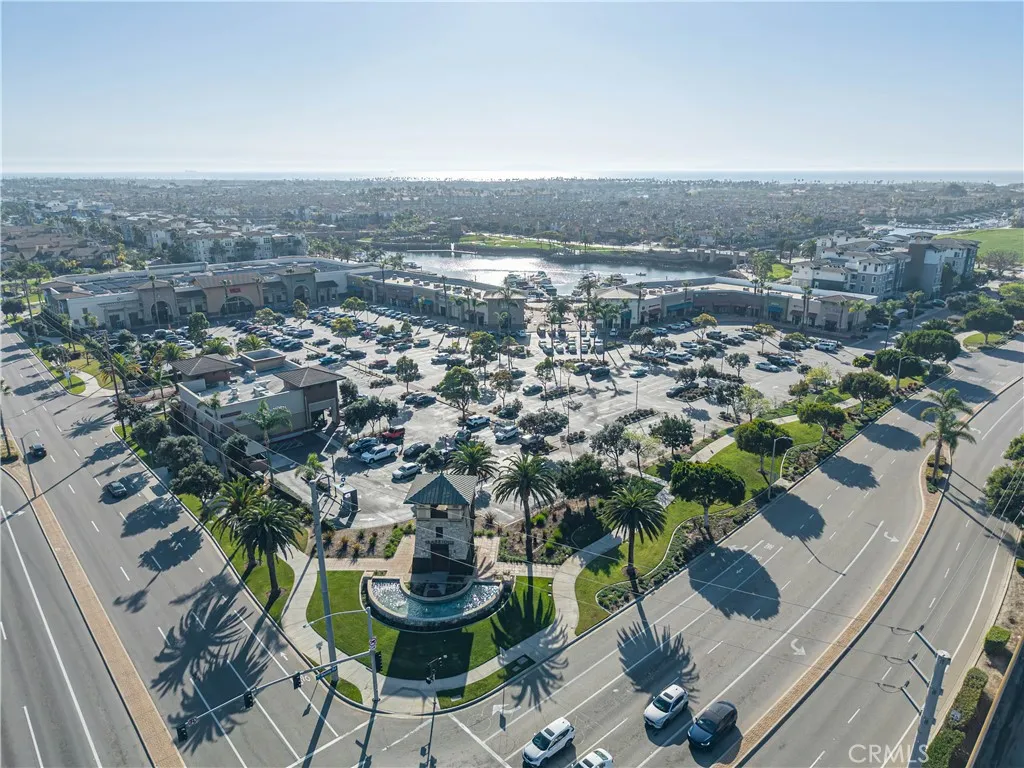 4060 Tradewinds Drive, Oxnard, California 93035 home-pic-49