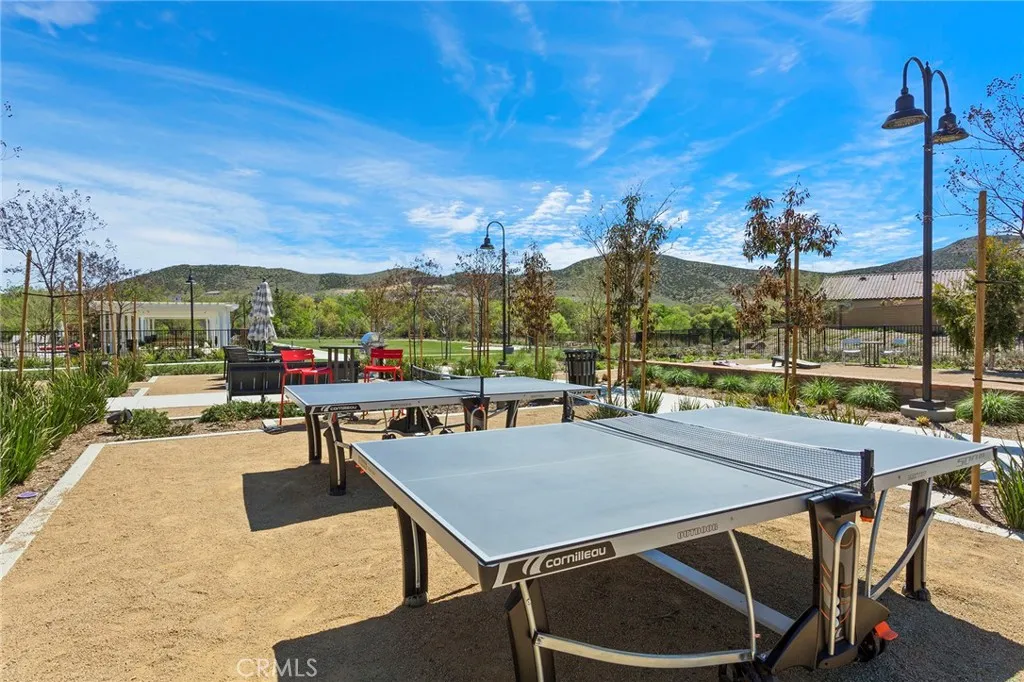 30210 Old Corral Circle, Menifee, California 92584 home-pic-57