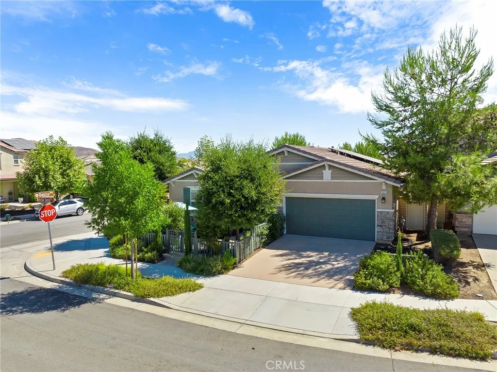 30210 Old Corral Circle, Menifee, California 92584 home-pic-49