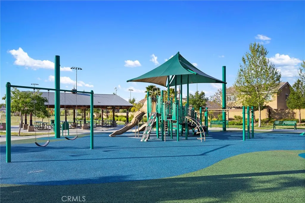 30210 Old Corral Circle, Menifee, California 92584 home-pic-66