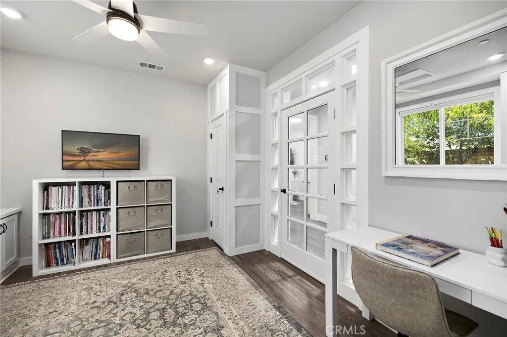 30210 Old Corral Circle, Menifee, California 92584 home-pic-27