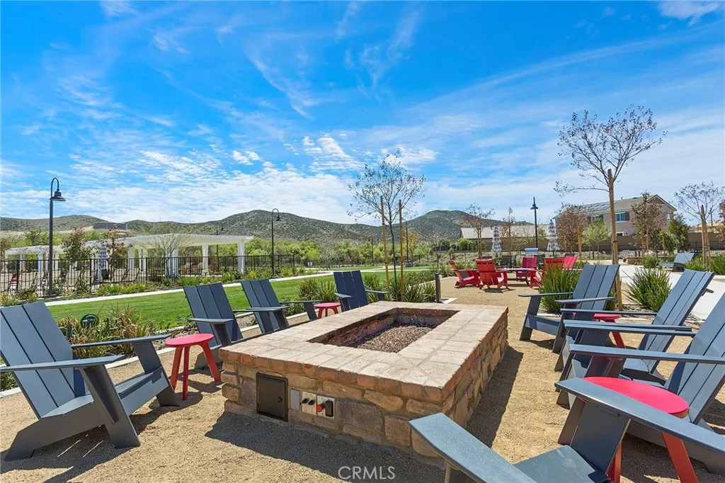 30210 Old Corral Circle, Menifee, California 92584 home-pic-56