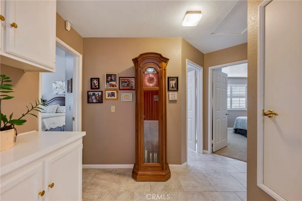 1894 Sunbury, Escondido, California 92026 home-pic-26