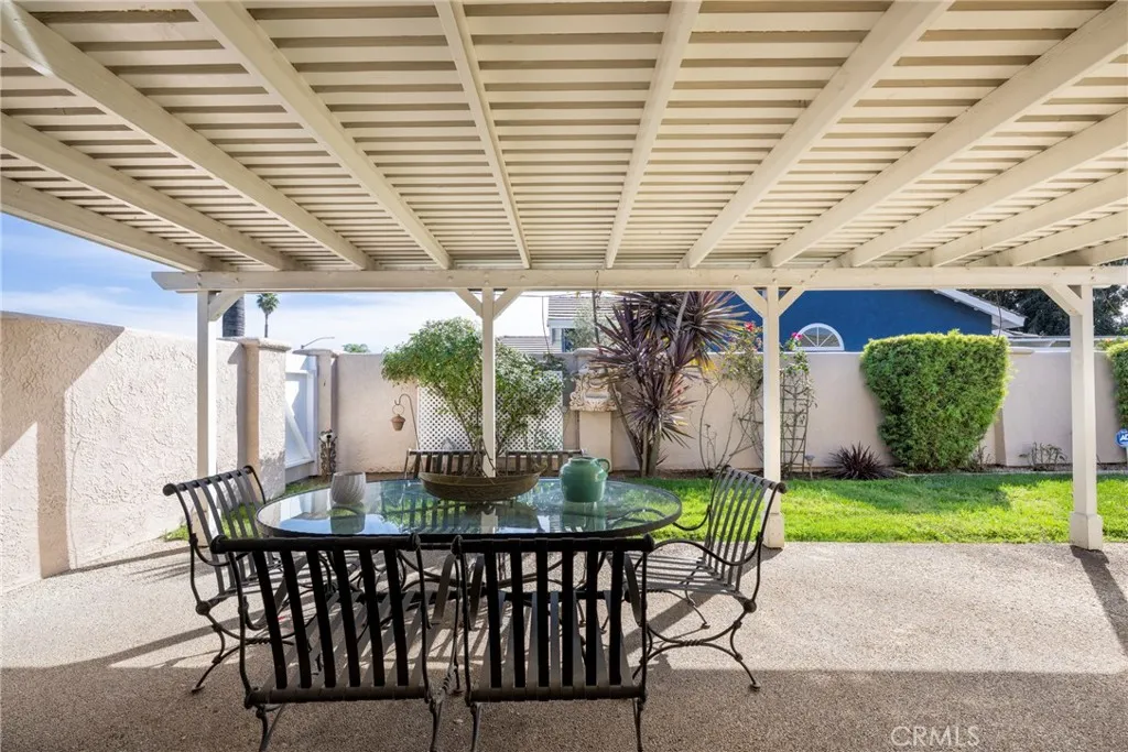 1894 Sunbury, Escondido, California 92026 home-pic-43