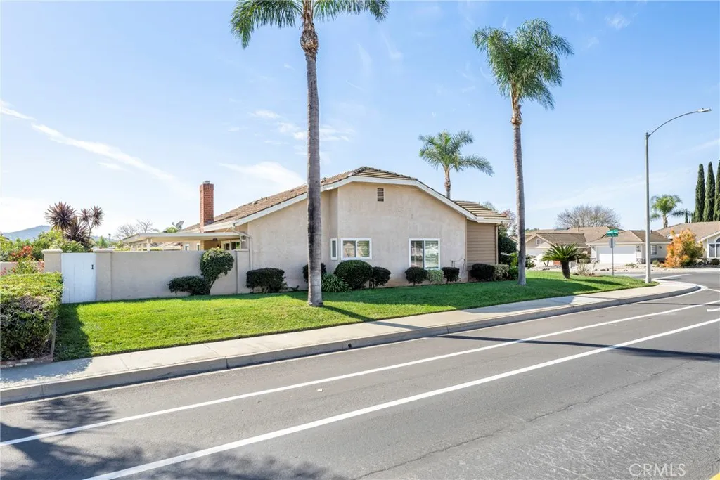 1894 Sunbury, Escondido, California 92026 home-pic-51