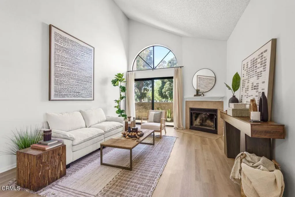 9540 Telegraph Road 16, Ventura, California 93004 home-pic-25