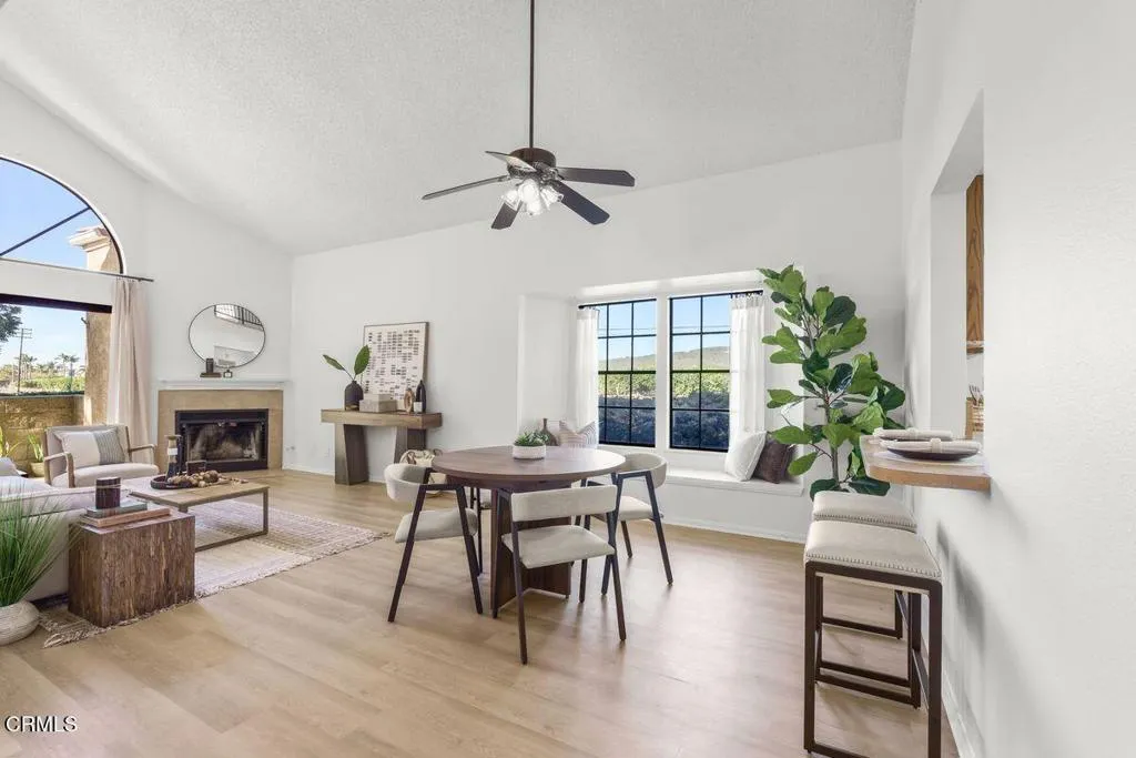 9540 Telegraph Road 16, Ventura, California 93004 home-pic-9