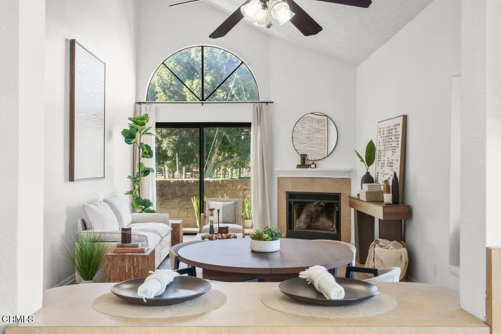 9540 Telegraph Road 16, Ventura, California 93004 home-pic-1