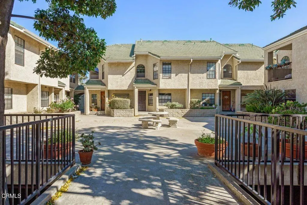 9540 Telegraph Road 16, Ventura, California 93004 home-pic-31