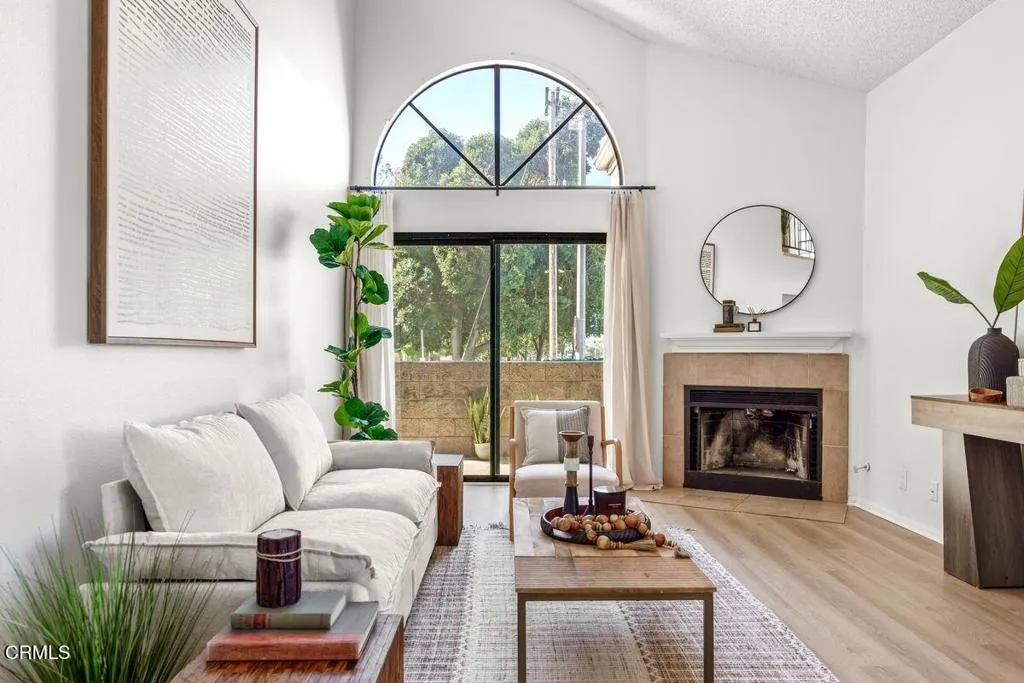 9540 Telegraph Road 16, Ventura, California 93004 home-pic-7