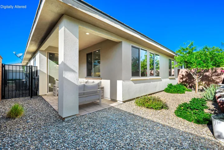 28-print-JMGolden_OPMG_0226_028