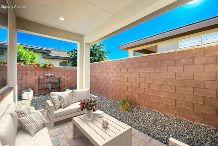 26-print-JMGolden_OPMG_0226_026