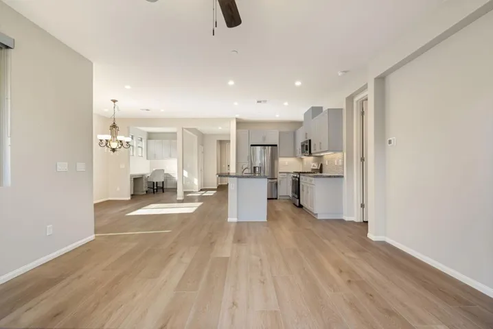 19-web-or-mls-JMGolden_OPMG_0226_019​​‌​​​​‌​​‌‌​​‌​​​‌‌​​​‌​​‌‌​​‌‌​​‌‌​​​​