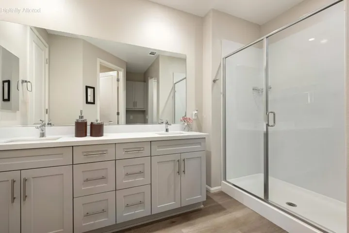 34-print-JMGolden_OPMG_0226_034