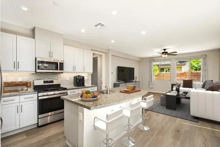 24-print-JMGolden_OPMG_0226_024