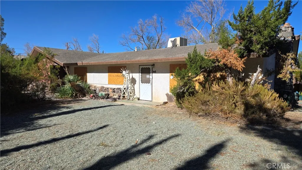 1230 Prairie, Barstow, California 92311 home-pic-1