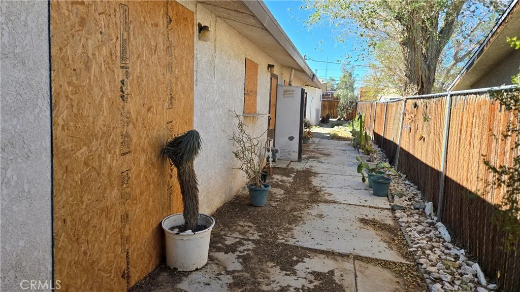 1230 Prairie, Barstow, California 92311 home-pic-21