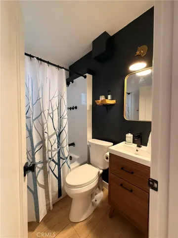 Bathroom front
