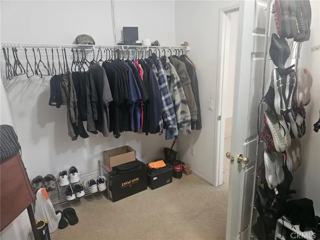 Walk-in closet