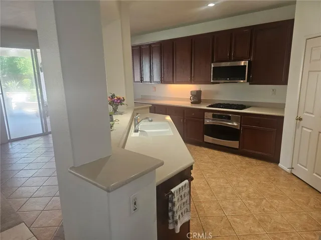 Entry in to kitchen