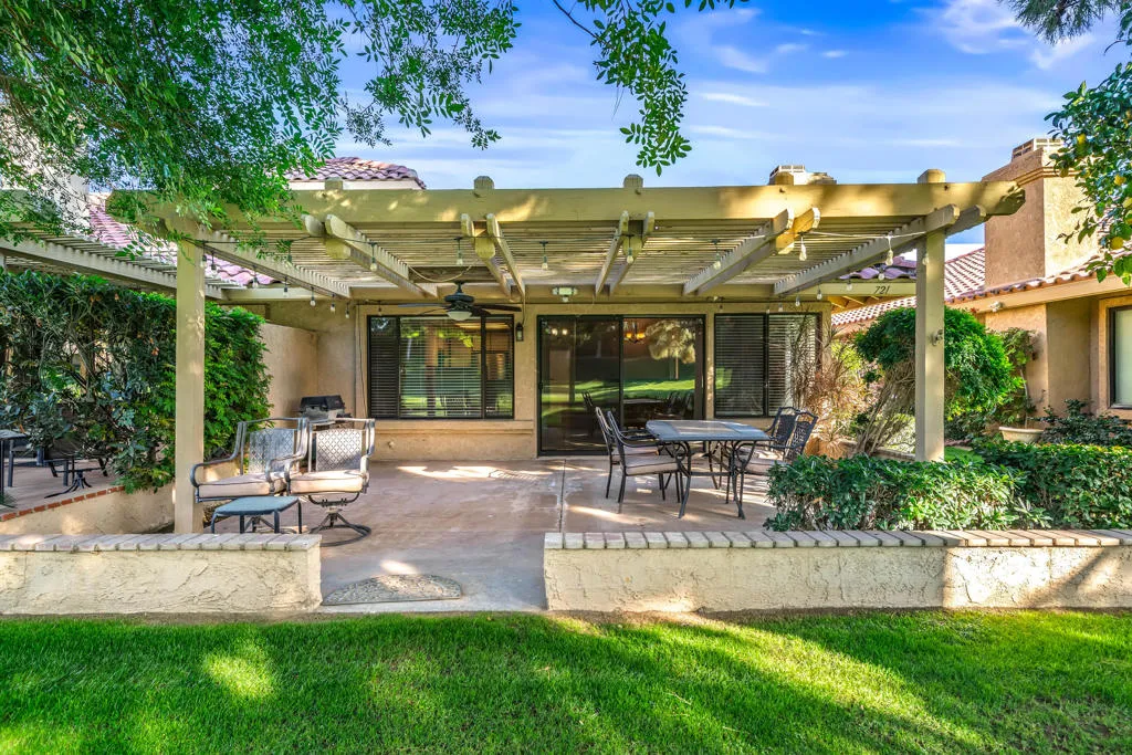 41721 Woodhaven Drive W, Palm Desert, California 92211 home-pic-27