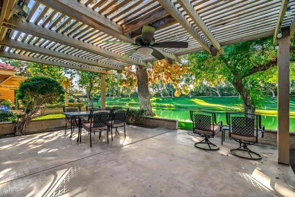 41721 Woodhaven Drive W, Palm Desert, California 92211 home-pic-32