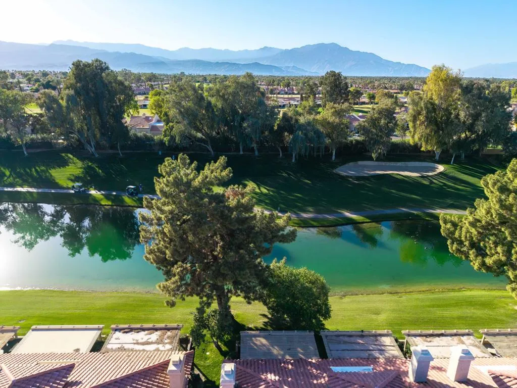 41721 Woodhaven Drive W, Palm Desert, California 92211 home-pic-23