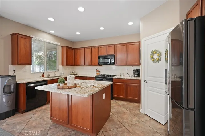A chef’s kitchen where form meets function.
