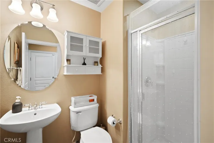 Conveniently appointed main-level bath.